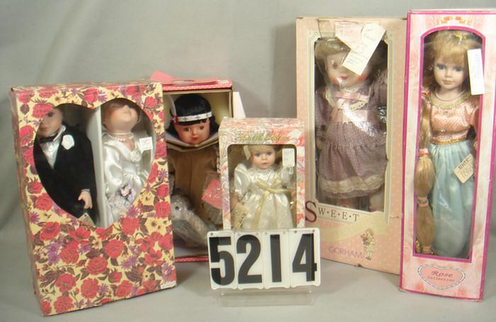 Appraisal: Boxed Doll lot Bride and Groom porcelain dolls cloth Gorham