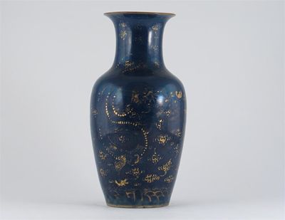 Appraisal: A Chinese ovoid vase decorated with a gilt dragon phoenix