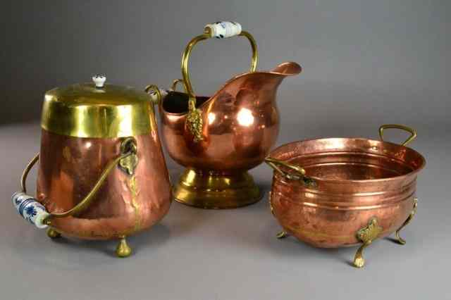 Appraisal: COPPER CONTAINERS MADE IN HOLLANDThree containers made in Holland copper