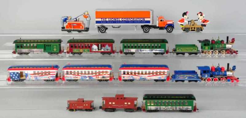 Appraisal: Lot of Miscellaneous Train Items Includes one large plastic New