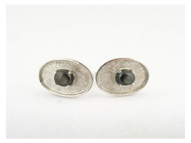 Appraisal: Pair of K white gold cuff links each set with