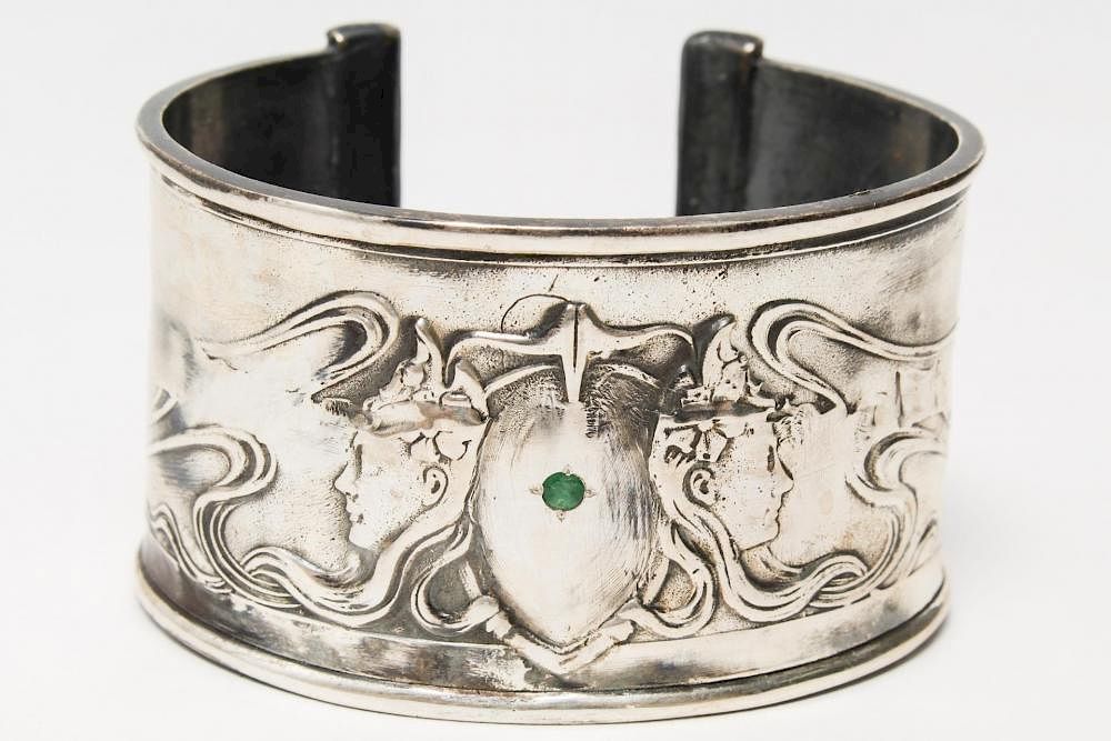 Appraisal: Antennae Silver Emerald Cuff Bracelet Antennae brand Sisters sterling silver