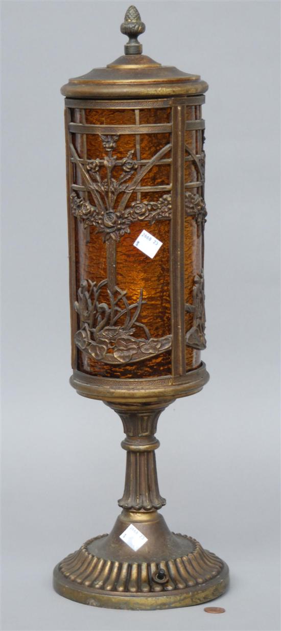 Appraisal: AN URN FORM SLAG GLASS TABLE LAMP WITH RETICULATED DECORATION