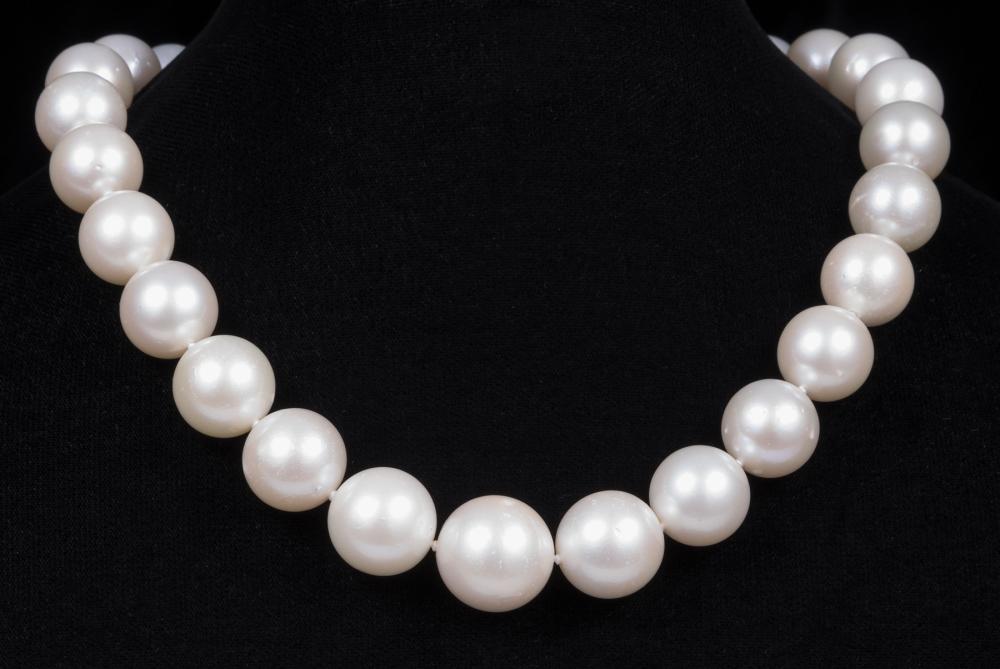 Appraisal: South Sea Pearl Necklace comprised of graduated round cultured cream-colored