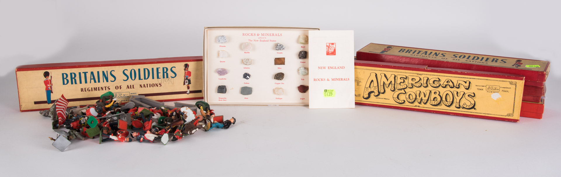 Appraisal: Group of assorted items including plastic soldiers and Britain's boxes