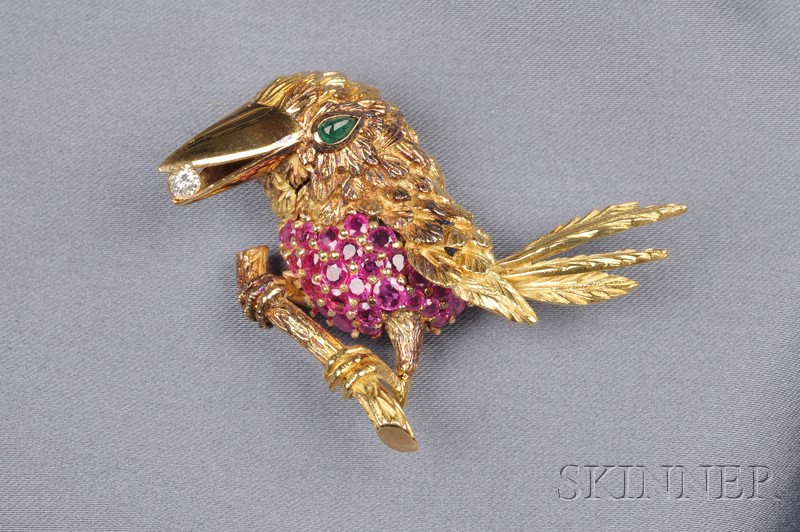 Appraisal: kt Gold and Gem-set Bird Brooch the baby bird clutching