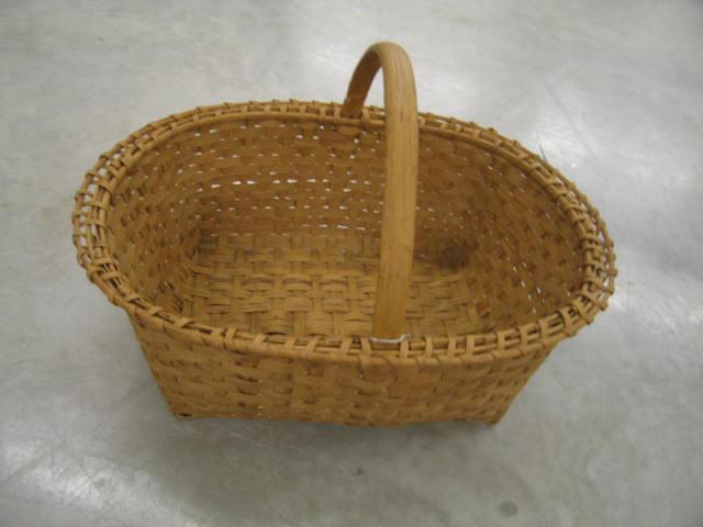 Appraisal: Oak Basket Center Handle