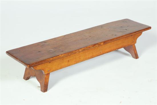 Appraisal: SMALL BENCH American nd half- th century pine Shaped apron