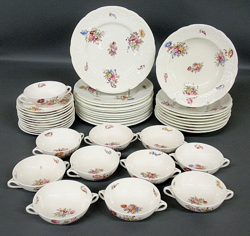 Appraisal: - Group of Coalport dinnerware to incl dinner plates soups