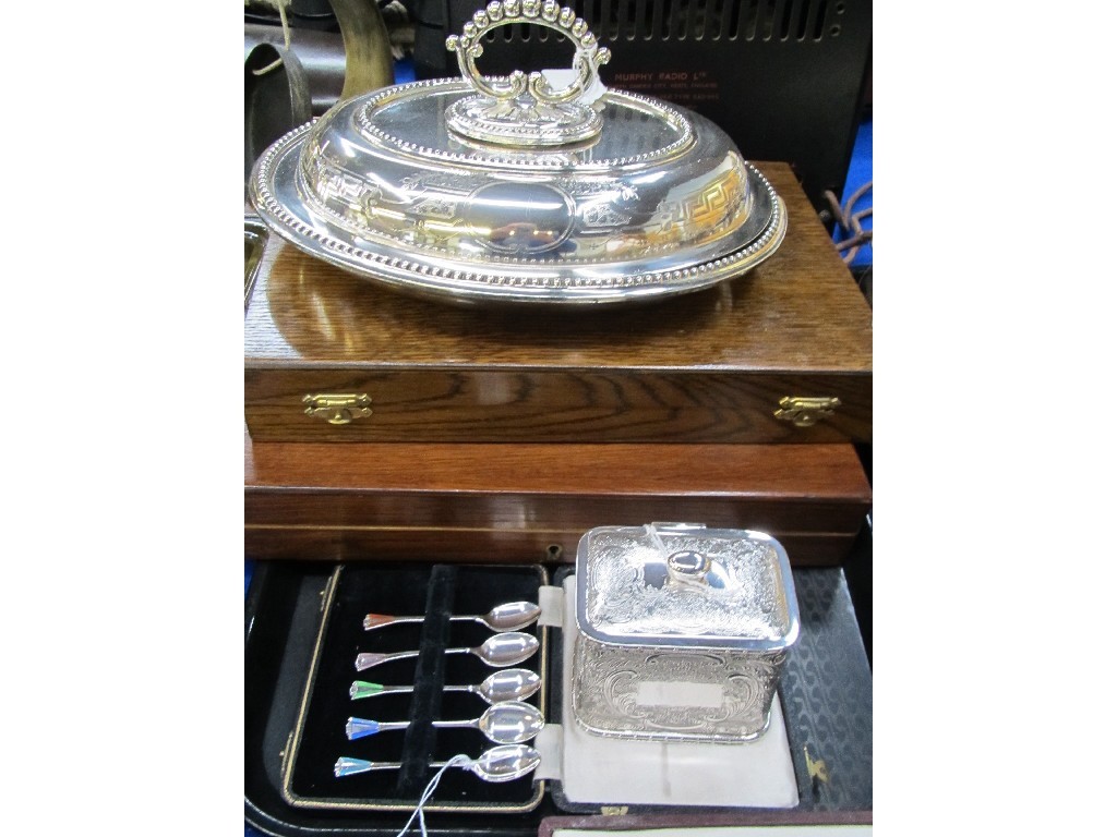 Appraisal: A tray lot of EP - entree dish cased cutlery