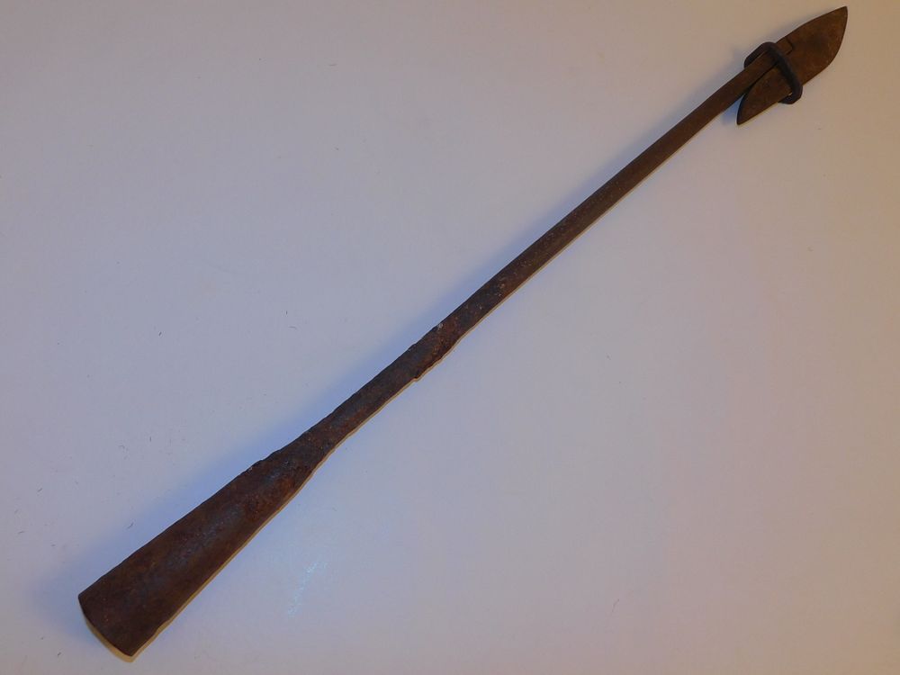 Appraisal: ANTIQUE GROMMET HARPOON Antique rusty iron grommet whaling harpoon in