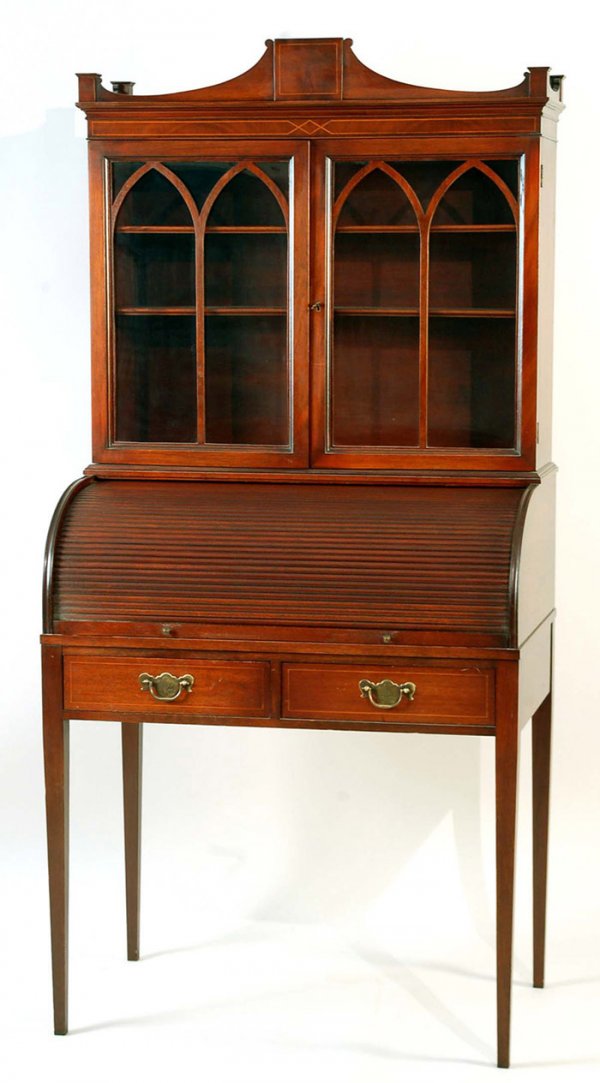 Appraisal: Roll-top desk resting upon four tapered legs with two drawers