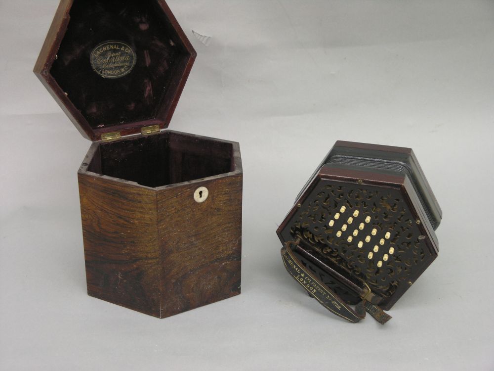 Appraisal: A Lachenal Co patent concertina No notes to one side