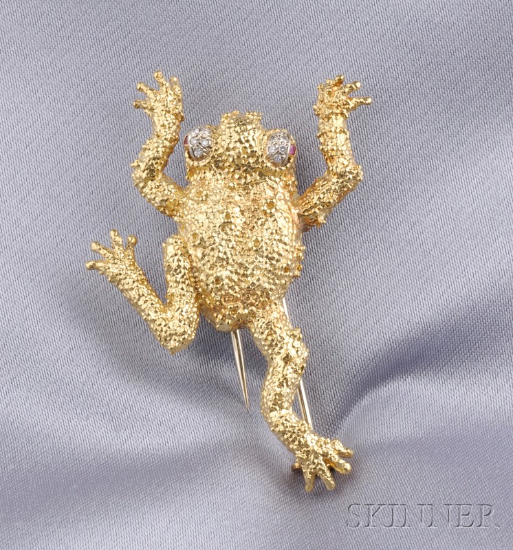 Appraisal: kt Gold Toad Pin the highly textured body with ruby