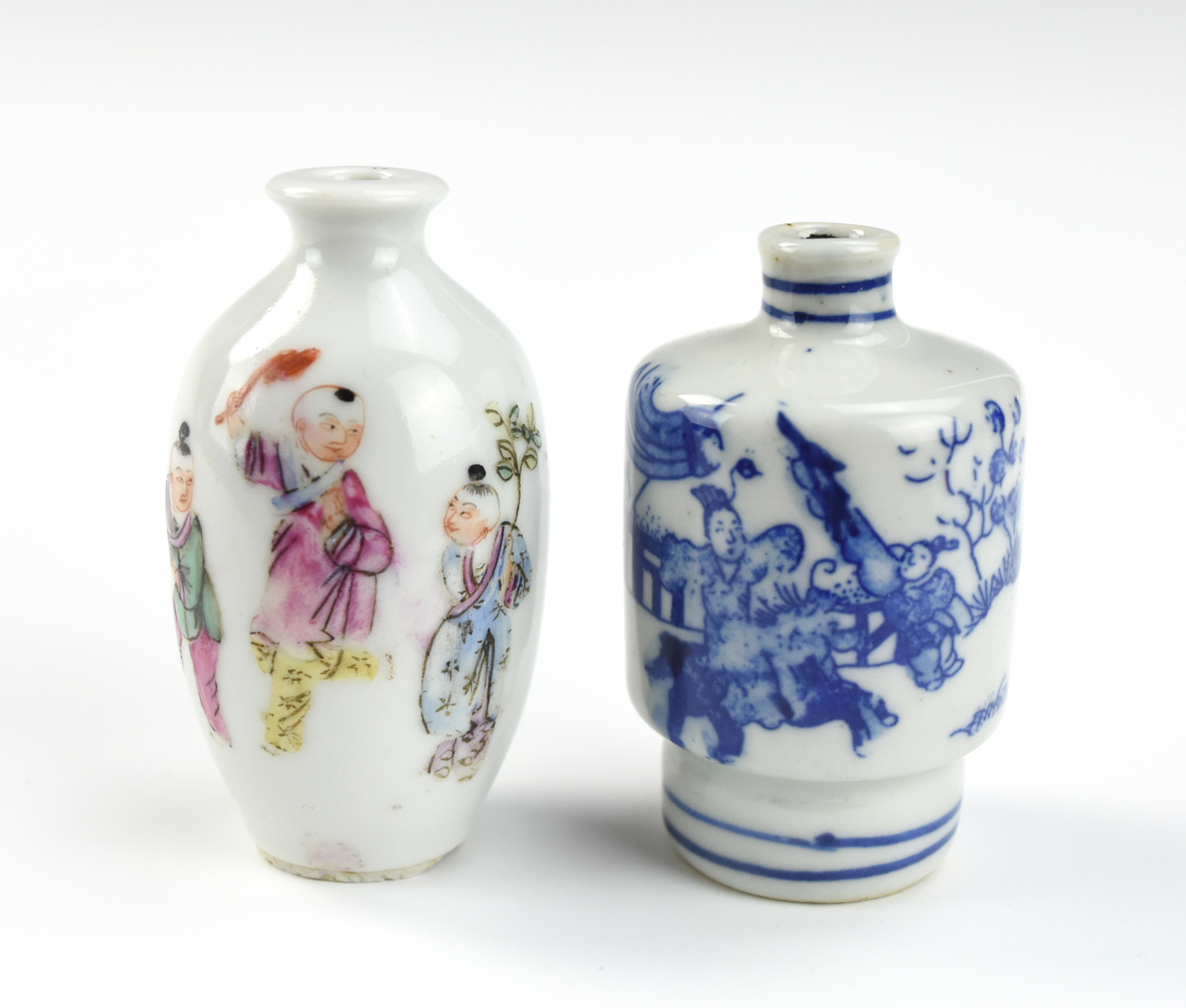 Appraisal: CHINESE SNUFF BOTTLE B W FAMILLE ROSE comprising a blue