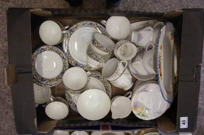 Appraisal: A collection of Pottery to include an Aynsley Floral Tea