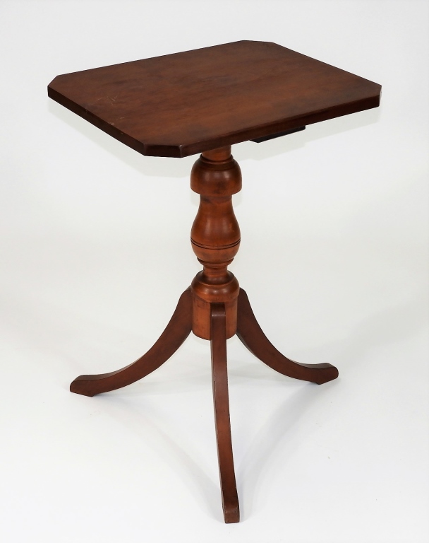 Appraisal: NEW ENGLAND CHERRY CUT CORNER TOP CANDLESTAND New England Circa