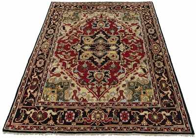 Appraisal: A Persian Heriz Carpet Apprx '- x '- Medium wool