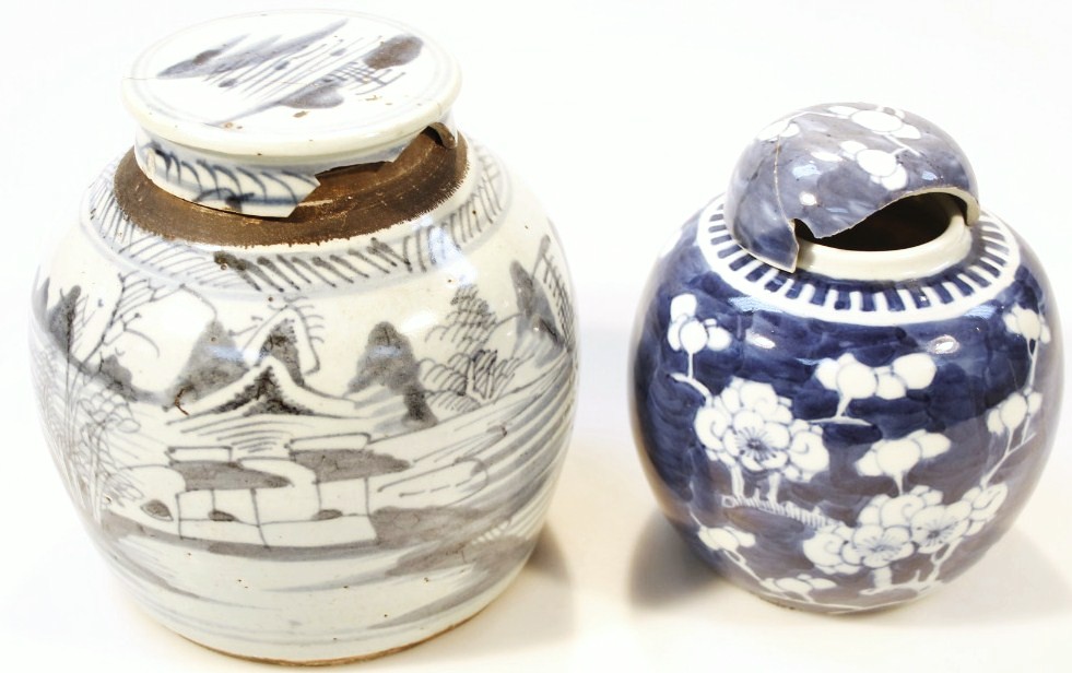 Appraisal: An thC Chinese blue and white pottery ginger jar with