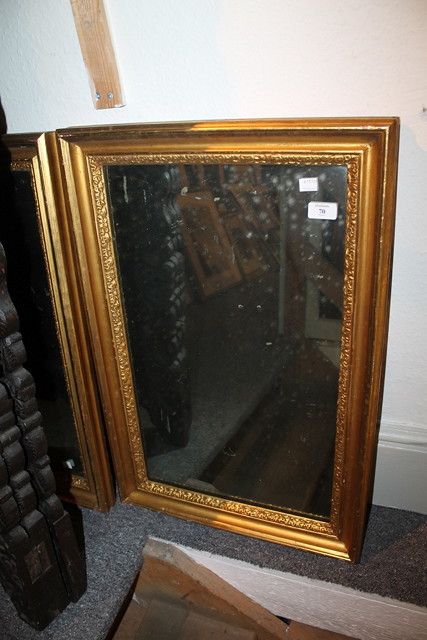 Appraisal: A PAIR OF TH CENTURY GILT FRAMES each with inset