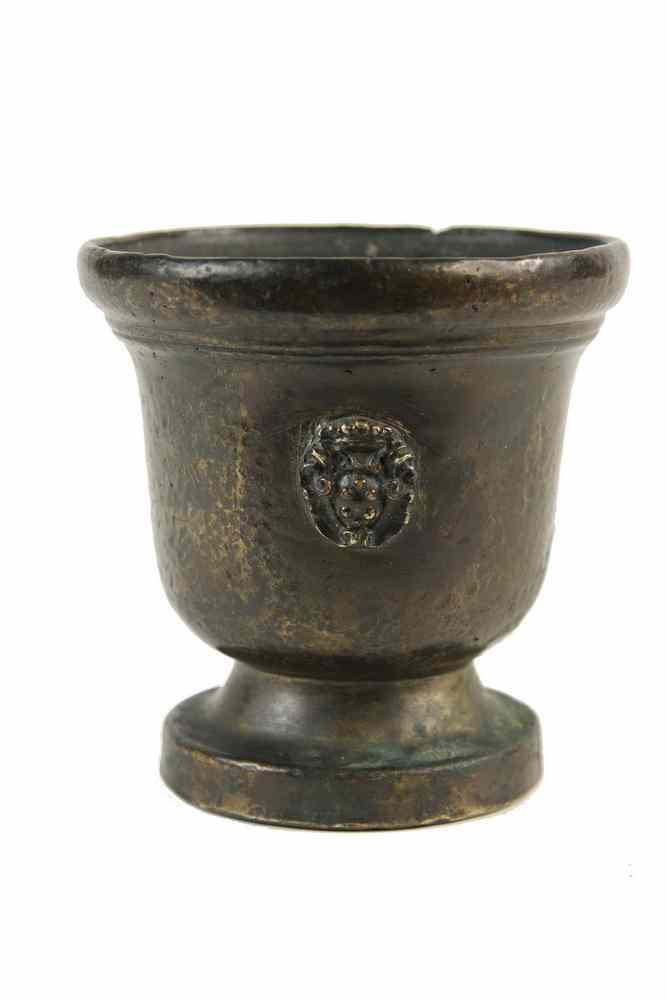 Appraisal: TH C BRONZE MORTAR - th c Italian Bronze Mortar