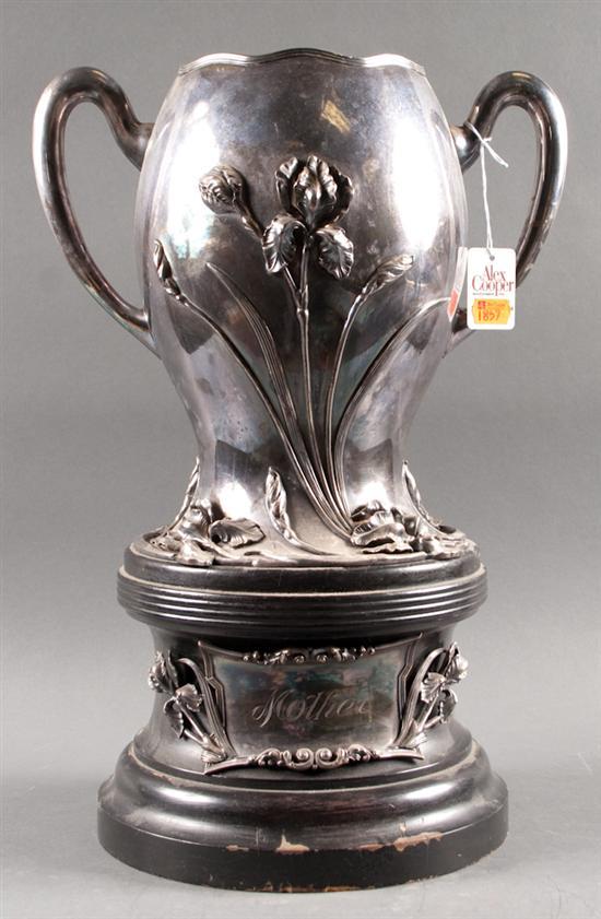 Appraisal: American silver-plated urn Meriden for Rogers Bros late th century