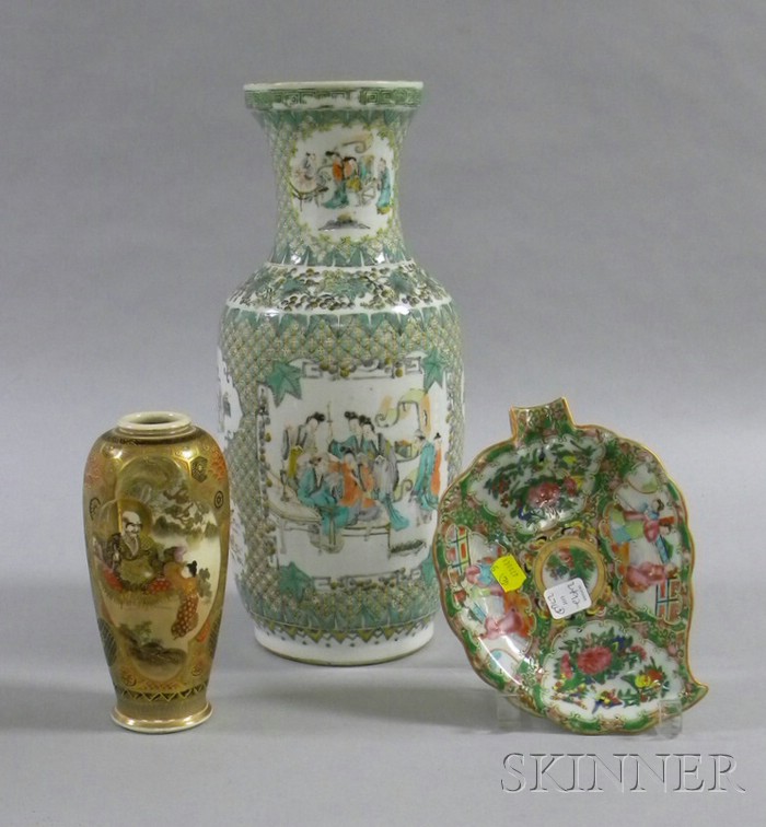 Appraisal: Three Pieces of Asian Porcelain large green bottle-form vase a