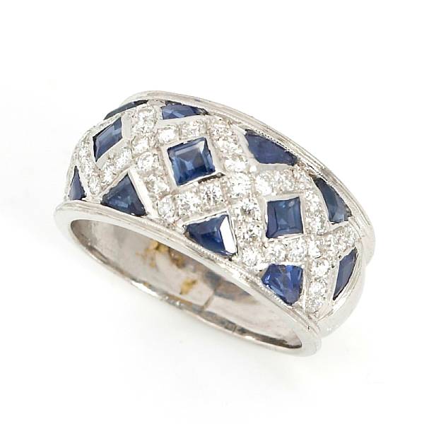 Appraisal: A sapphire diamond and white gold band ring size grs