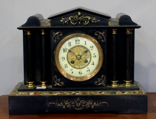 Appraisal: A th century French mantle clock