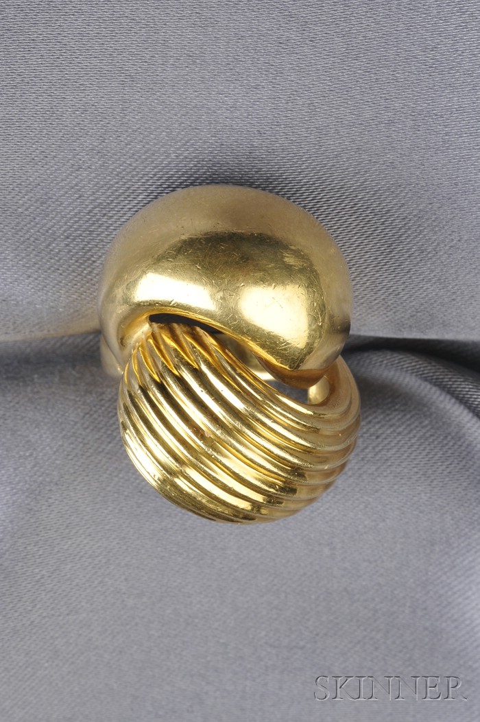 Appraisal: kt Gold Knot Ring designed as a knot of open