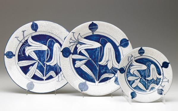 Appraisal: DEDHAM Crackleware three plates in the Day Lily pattern Minor