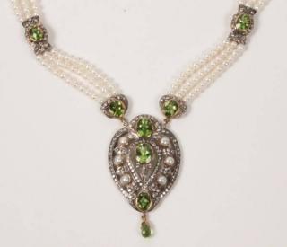 Appraisal: K GOLD DIAMOND PERIDOT AND PEARL PENDANT NECKLACE HAVING CTW