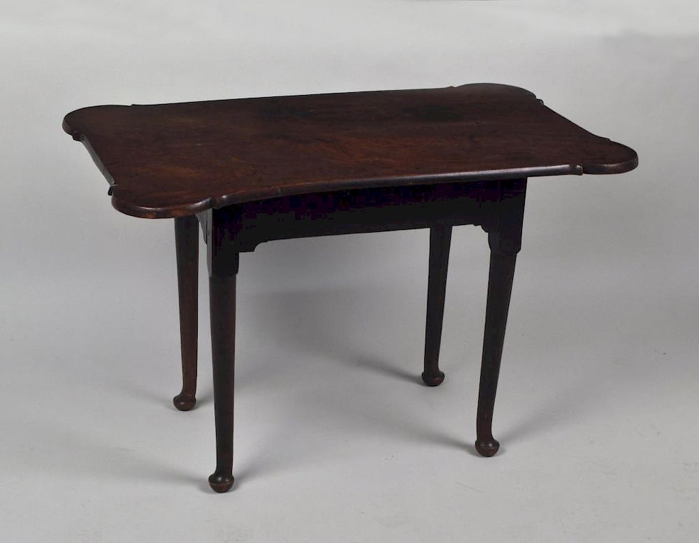 Appraisal: Rhode Island Porringer Top Tea Table fine figured mahogany top