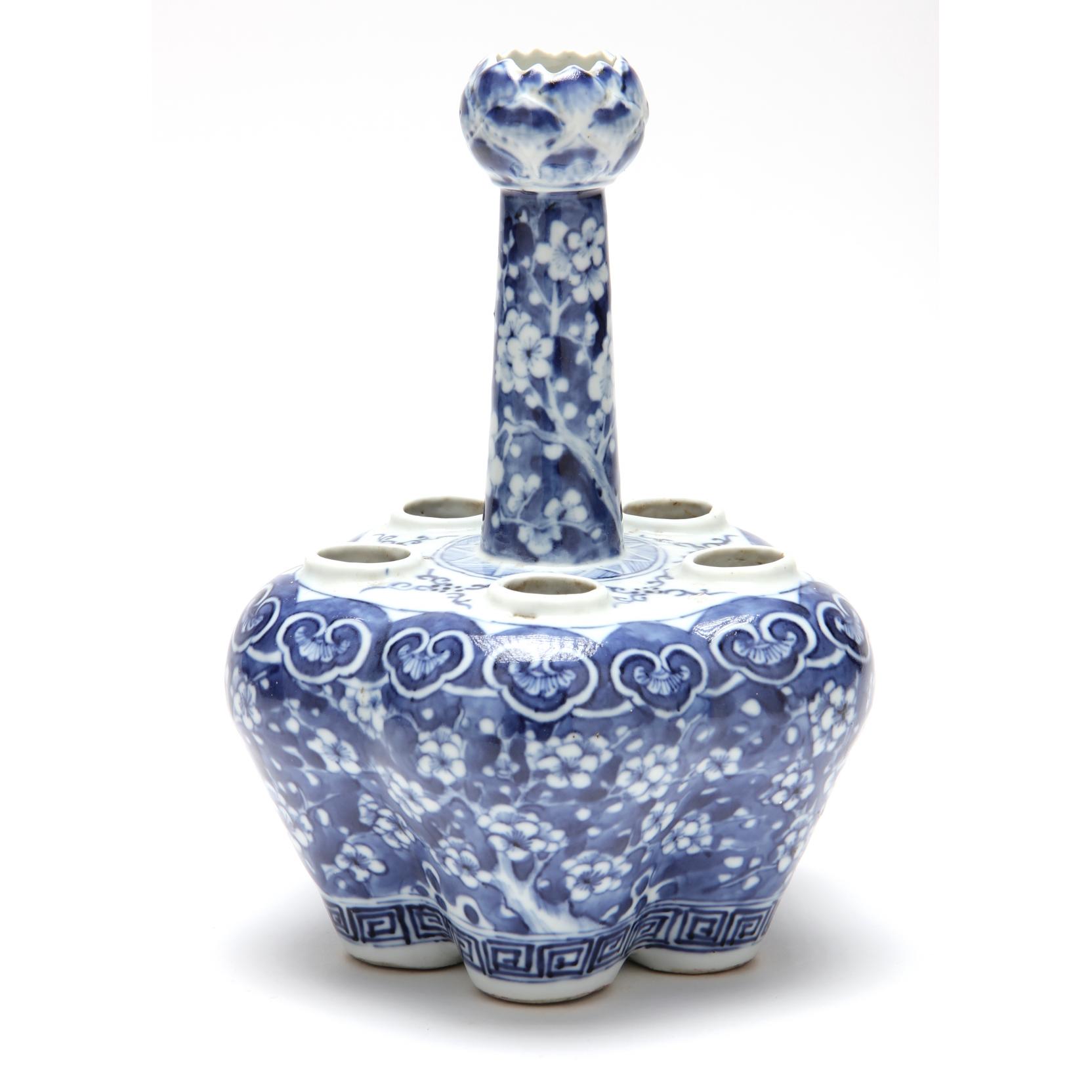 Appraisal: Chinese Blue and White Porcelain Tulip Vase late Qing dynasty