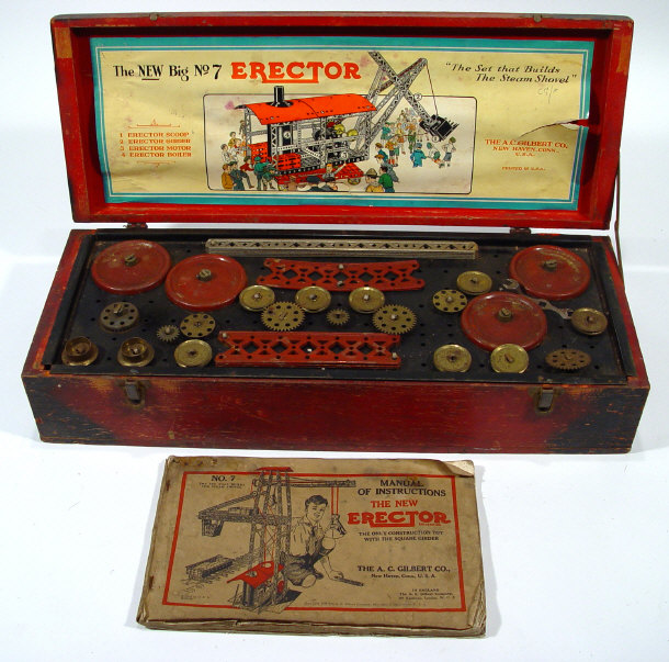 Appraisal: Wooden cased Erector tinplate construction set No produced by the