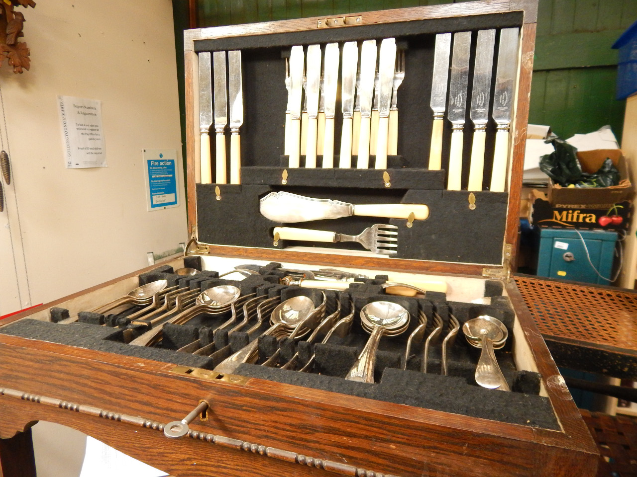 Appraisal: An oak canteen of Old English pattern silver plated cutlery