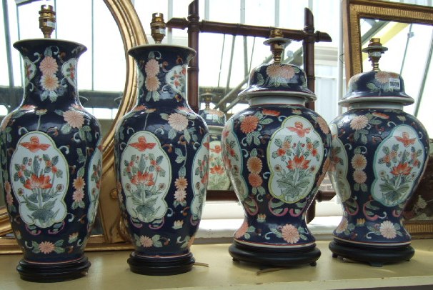 Appraisal: Two pairs of th century Chinese table lamps both with