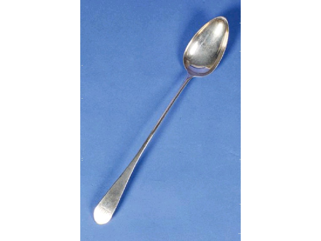 Appraisal: A GEORGE III SCOTTISH GRAVY SPOON of Old English pointed