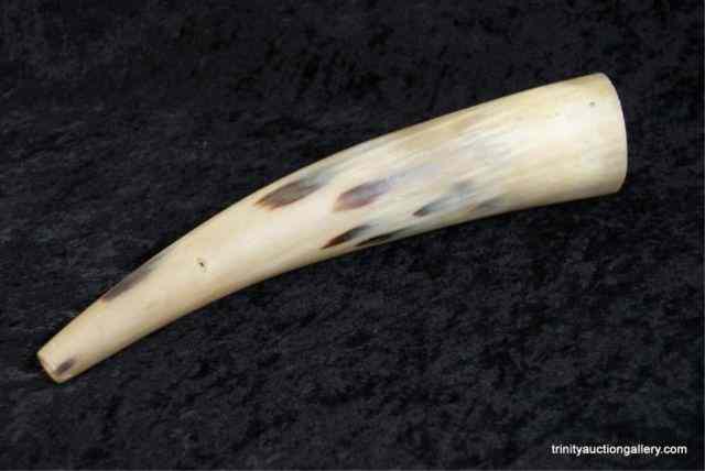 Appraisal: Primitive '' Cow Horn Hunters Dog Calling Horn This is