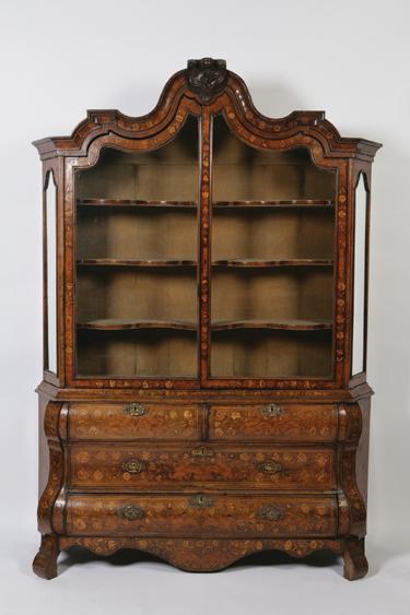 Appraisal: AN TH CENTURY DUTCH FLORAL MARQUETRY CABINET the upper section