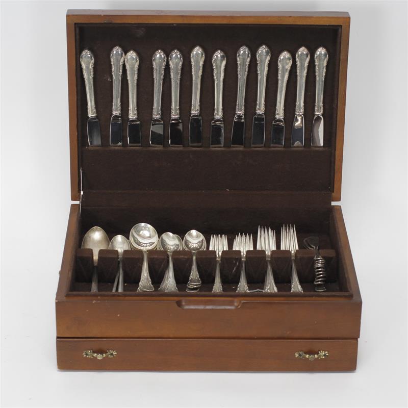 Appraisal: Lunt Sterling Silver Flatware Service for in the Modern Victorian