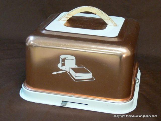 Appraisal: Vintage Mirro Aluminum Cake Pan w Cover Cover latches to