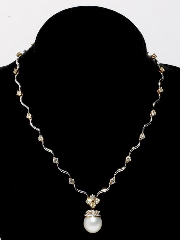 Appraisal: Diamond Pearl K White Gold Necklace Diamond and south sea