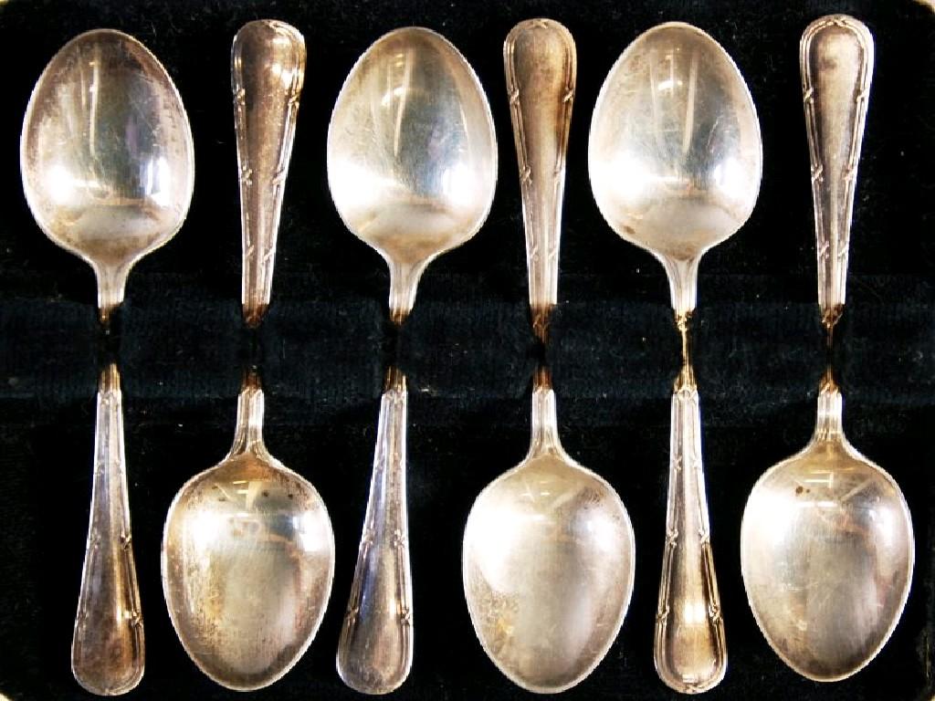 Appraisal: CASED SET OF SIX GEORGE V SILVER TEASPOONS BY JAMES