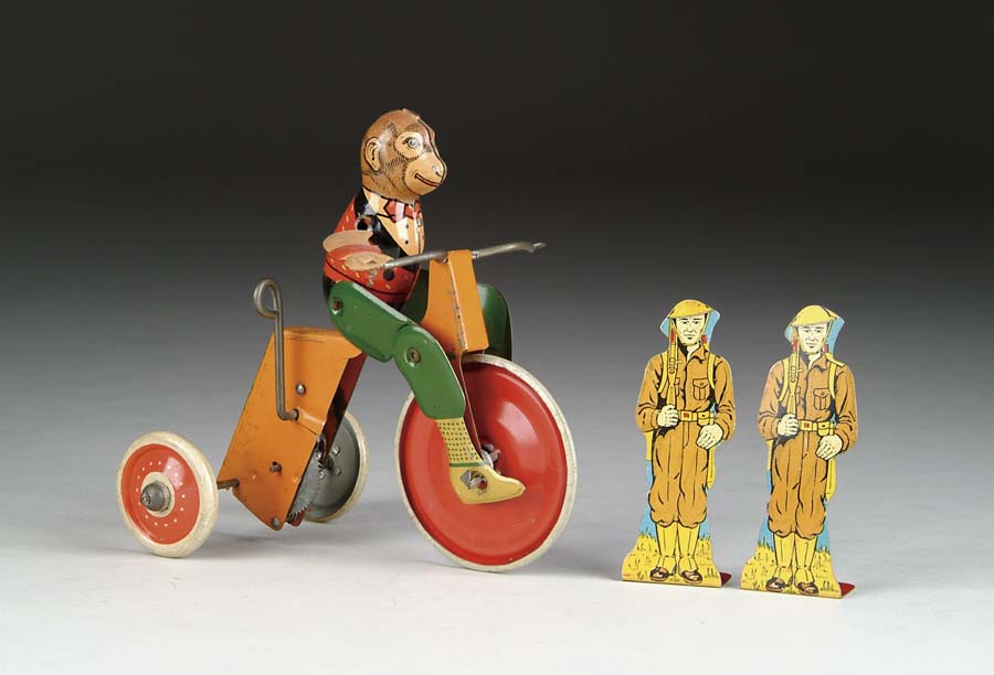 Appraisal: LOT OF THREE MARX TIN TOYS U S A Lot