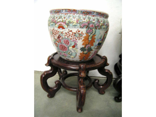 Appraisal: Oriental Porcelain Fish Bowl Jardiniere with wood stand