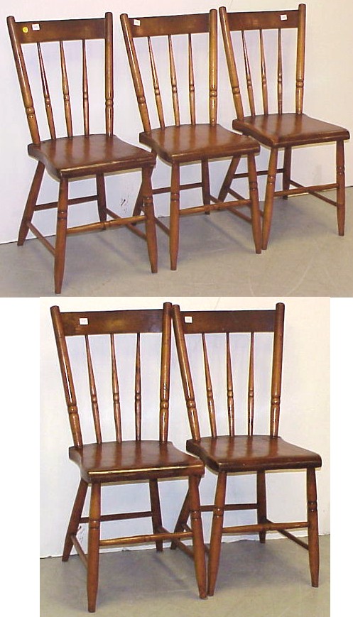 Appraisal: Set of five th C Windsor side chairs with three