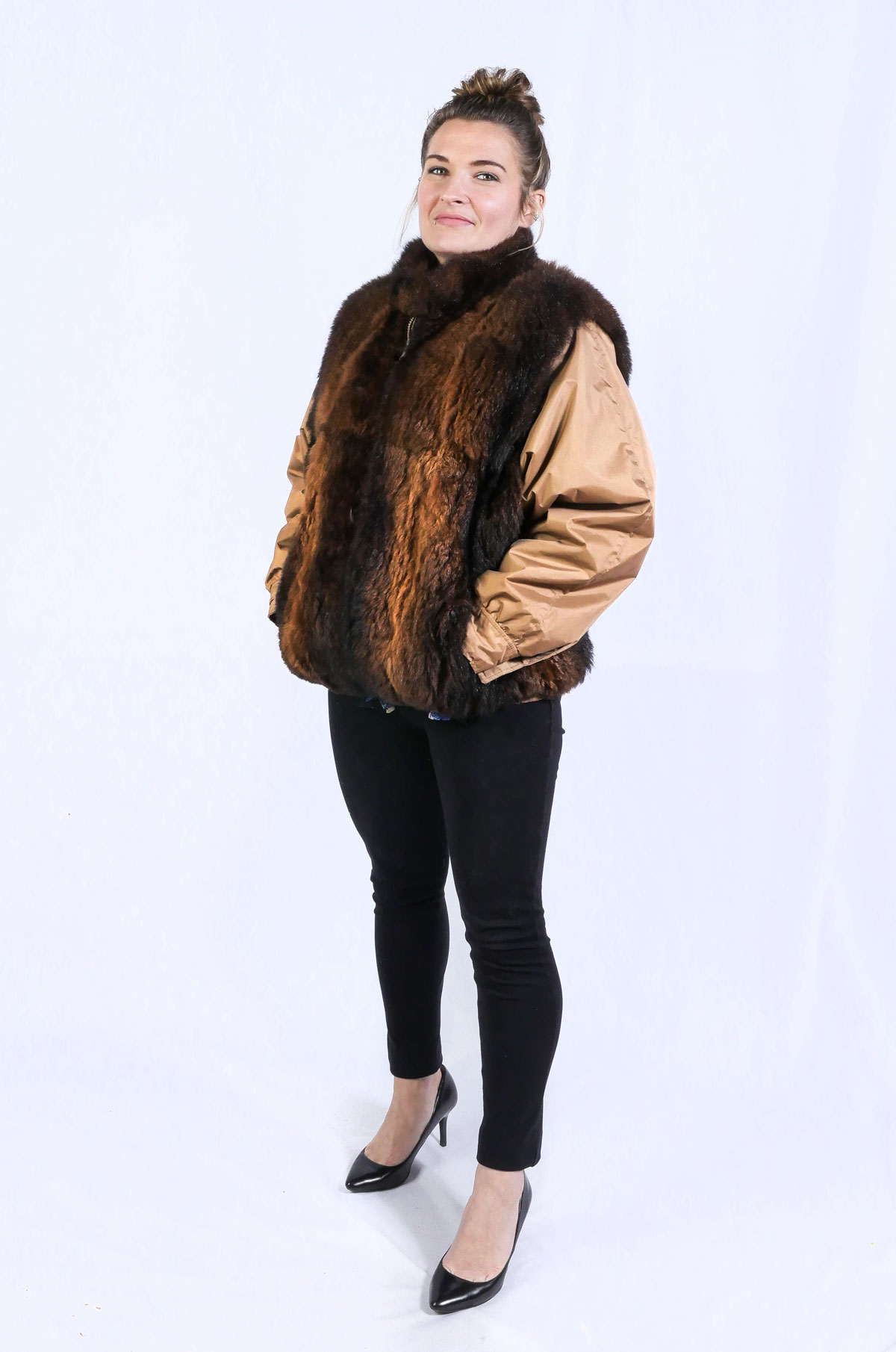 Appraisal: SADDLE BROWN REVERSIBLE JACKET WITH FUR TRIM Great saddle brown