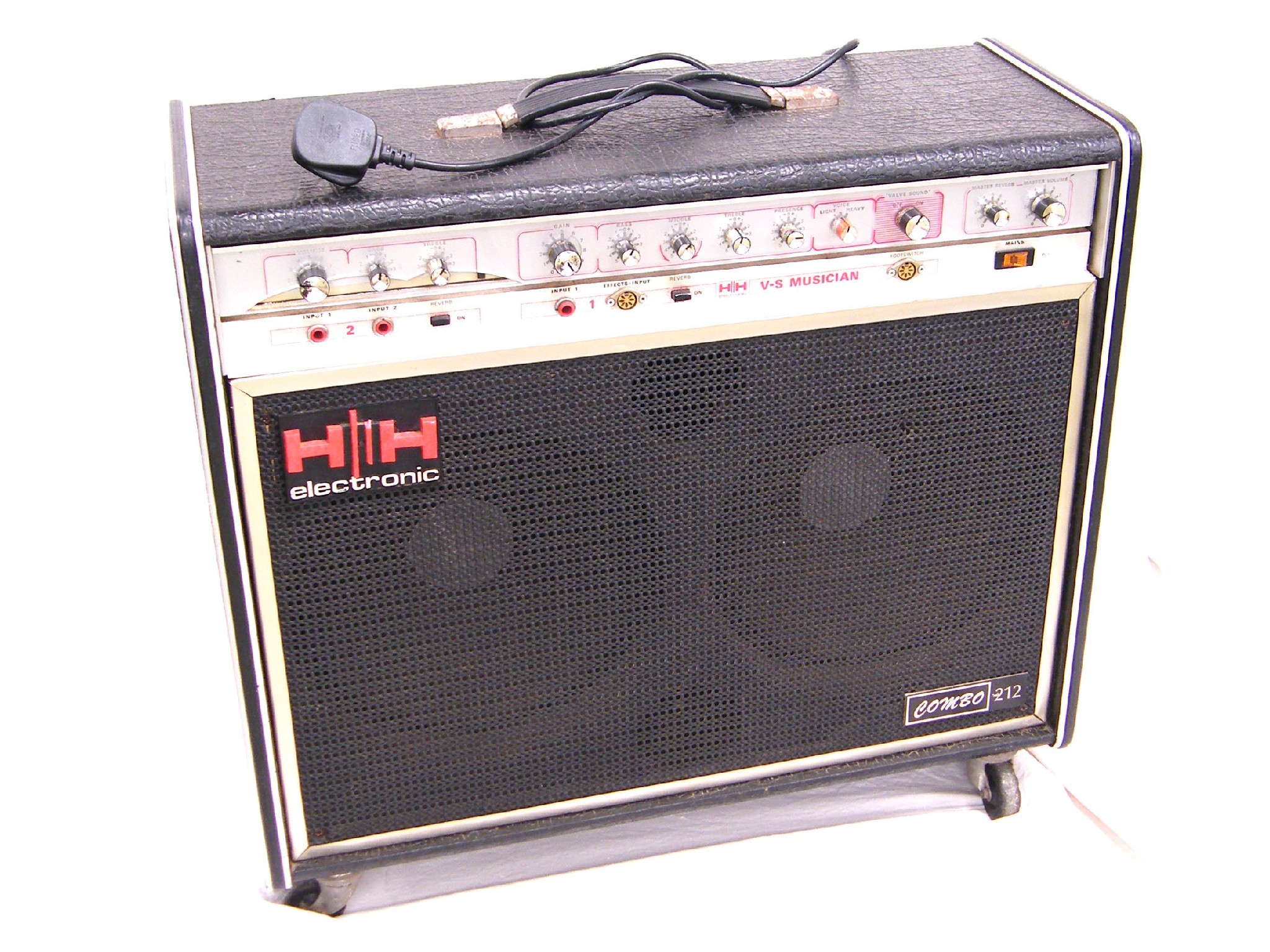 Appraisal: H H electronic V-S Musician x combo amplifier ser no