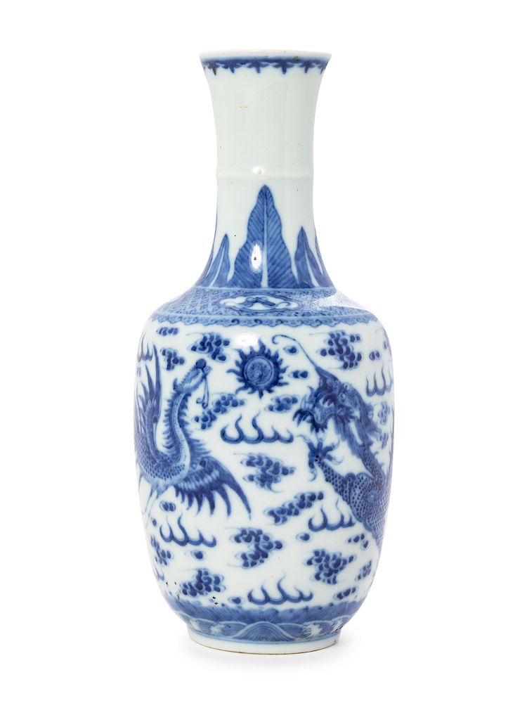 Appraisal: A Chinese Blue and White Porcelain Vase A Chinese Blue